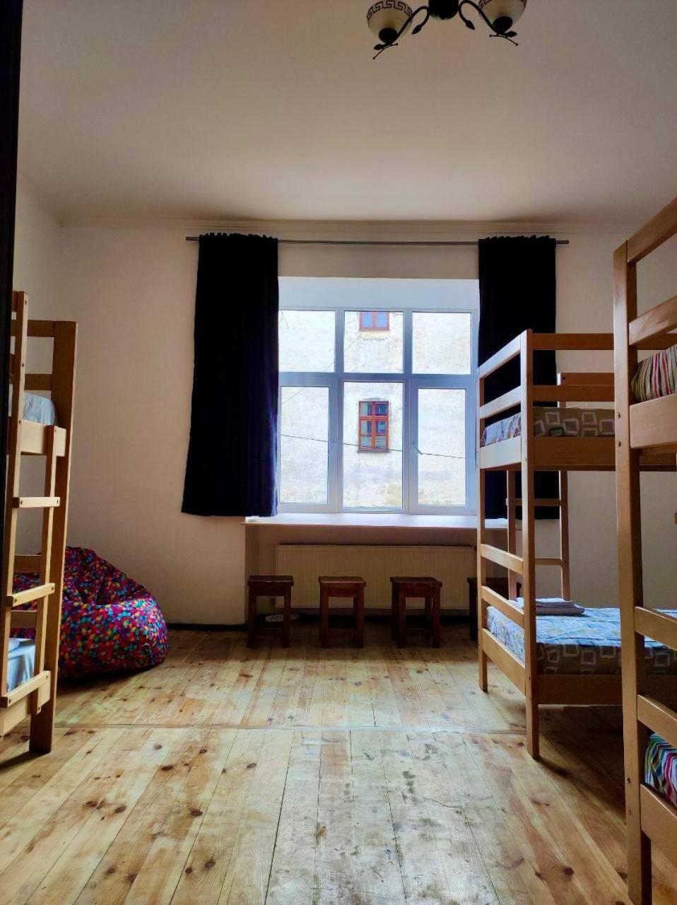 Hostel Europe-U リヴィウ エクステリア 写真