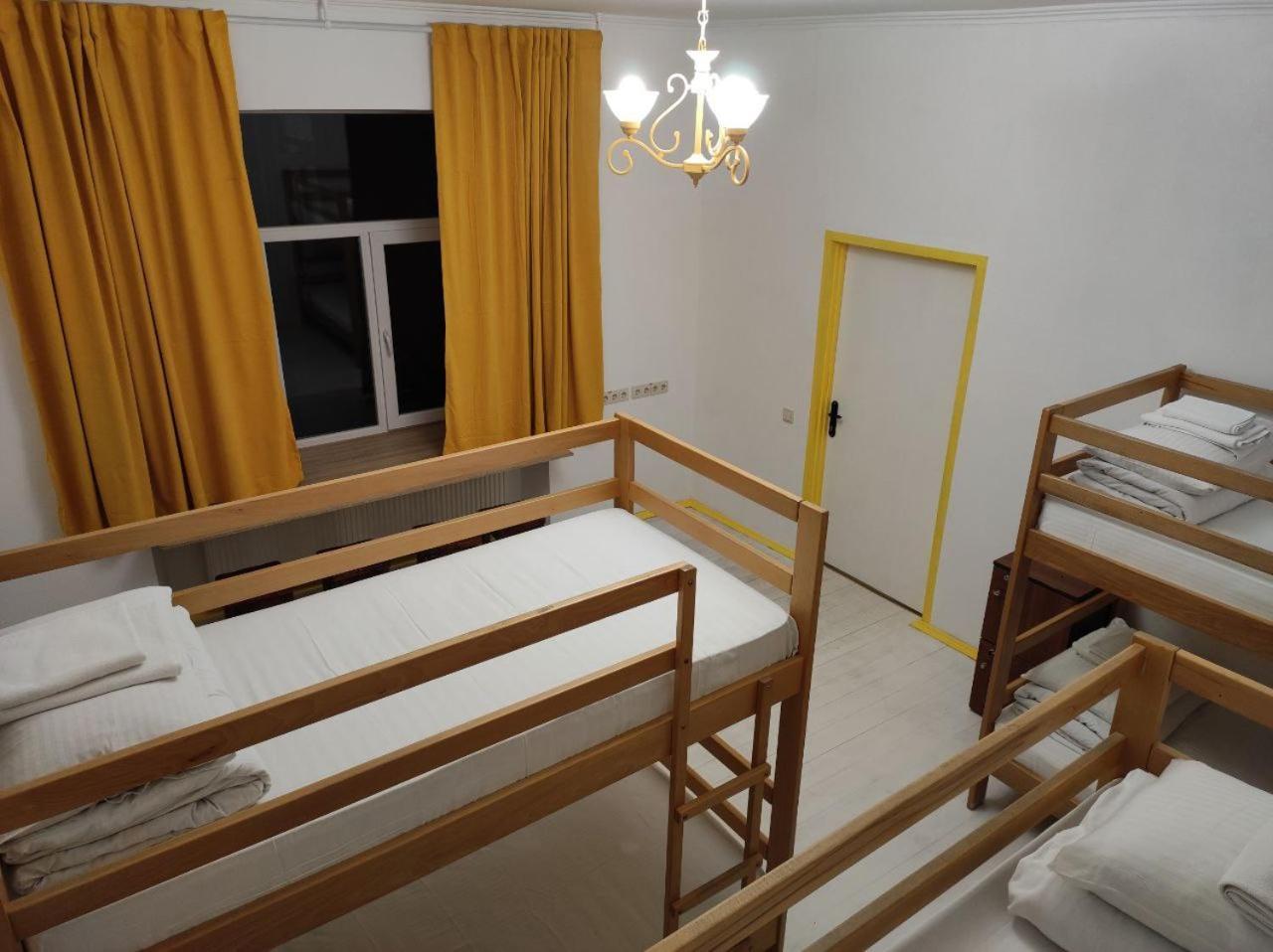 Hostel Europe-U リヴィウ エクステリア 写真